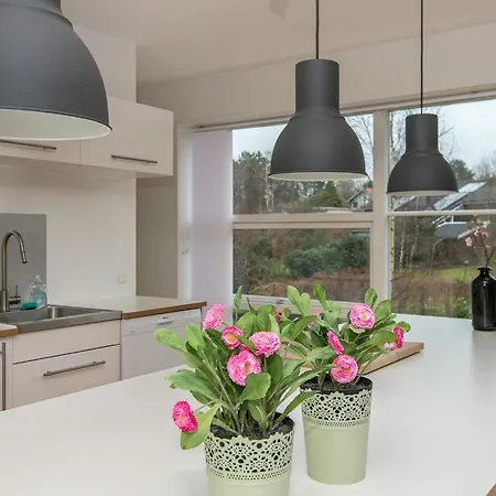 16 Person In Ebeltoft-by Traum בית נופש