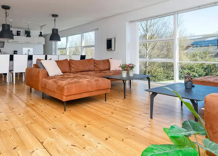 16 Person In Ebeltoft-by Traum בית נופש אבלטופט