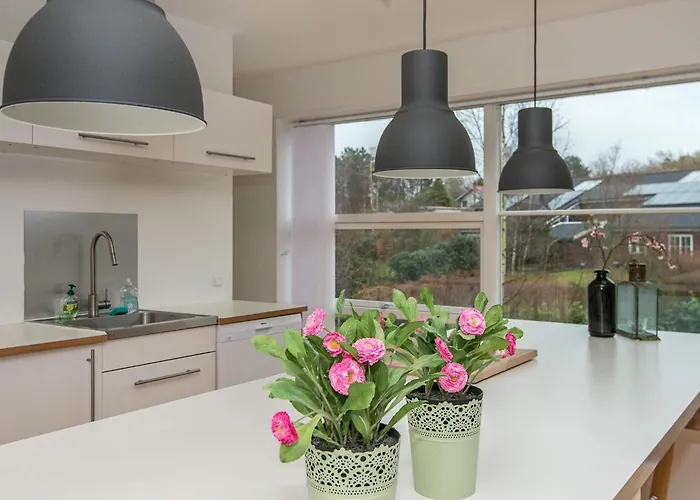 16 Person In Ebeltoft-by Traum בית נופש